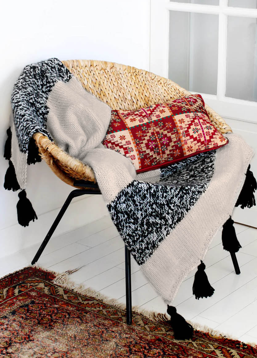 The Kilim Blanket x @trustthemojo Kit