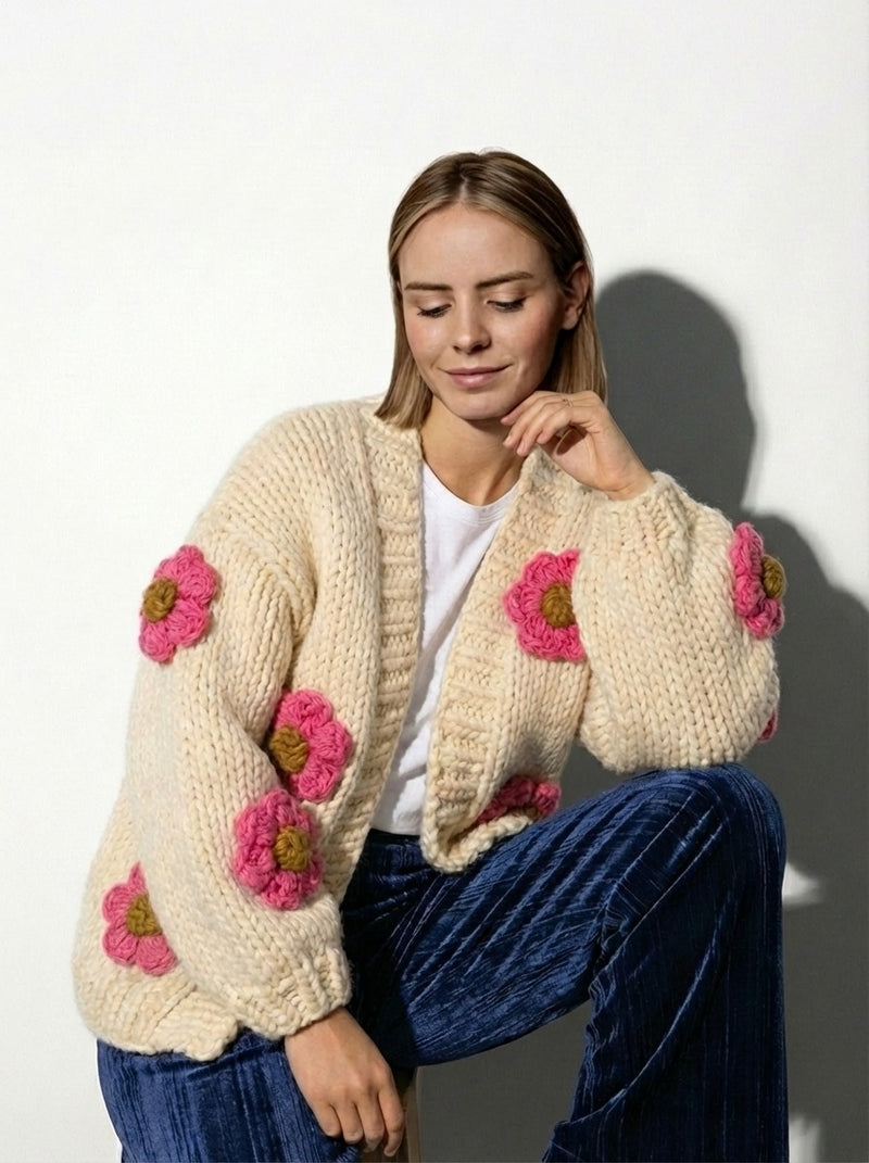Simone Cardigan Kit Spring Flowers Edition - Yummy Yarn Version