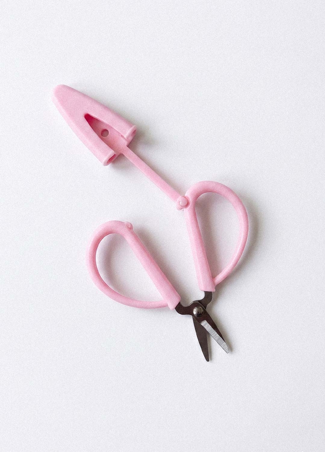 Mini on-the-go Scissors - Coming Soon