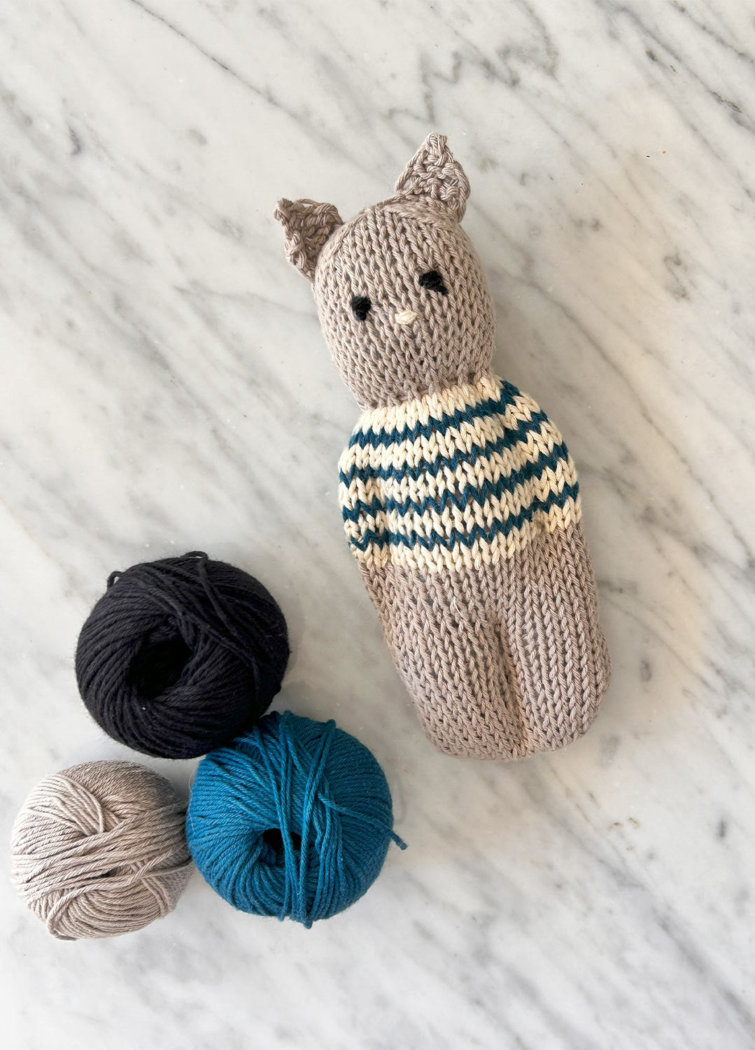 Beginner Mini Knitted Cat Kit - Coming Soon